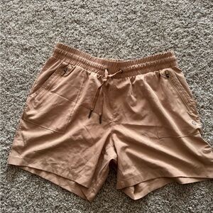 NWOT Mondetta Tan Hiking Shorts